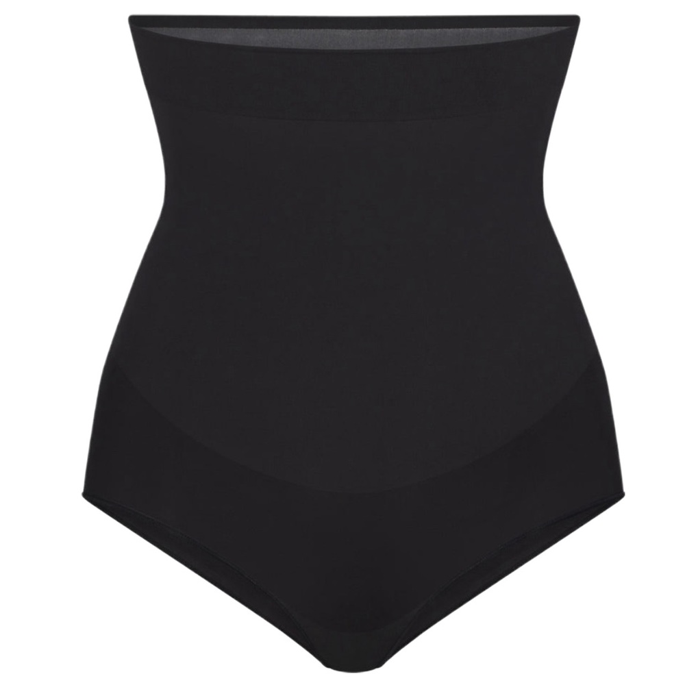 onyx SKIMS everyday sculpt high waisted brief | black - Picture 9 of 9